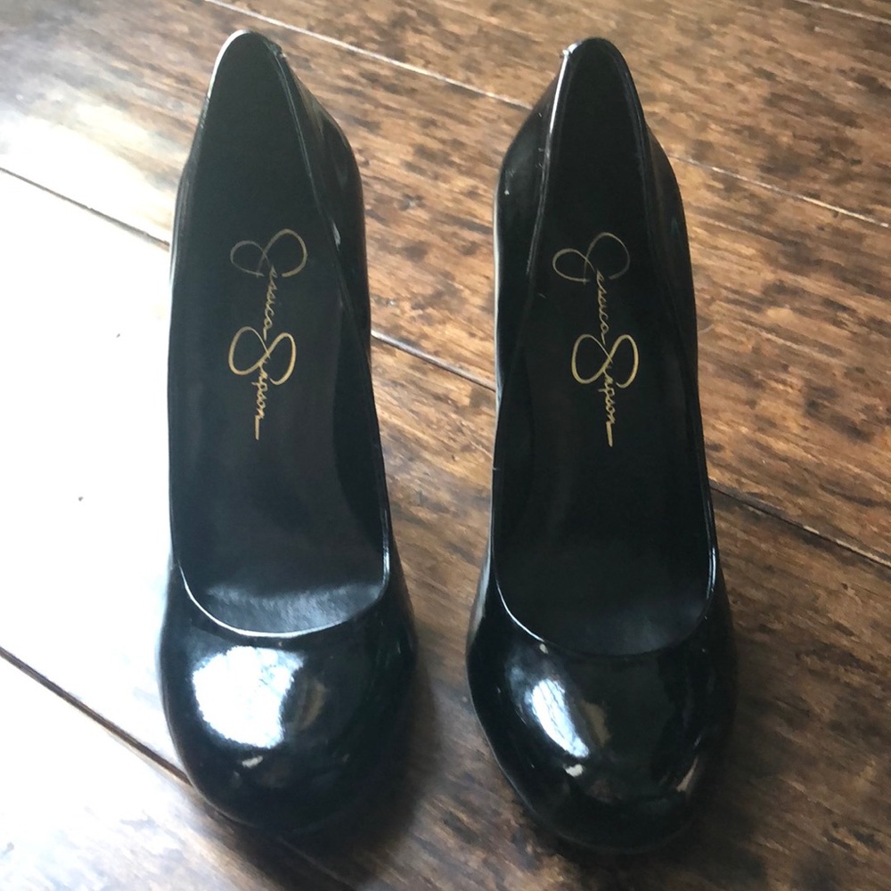Jessica Simpson black patent leather heels